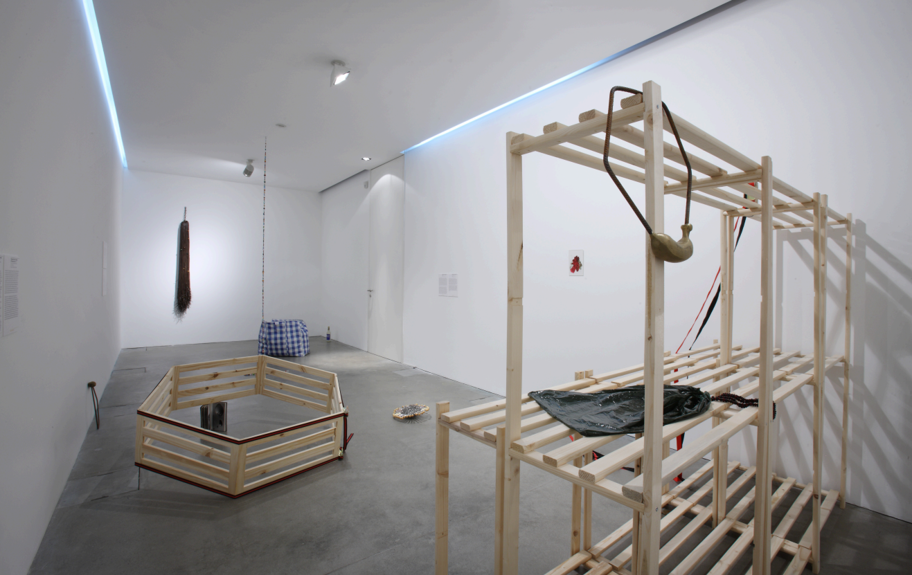 Julien Creuzet. Standard & Poor's, on the Way, the Price of Glass